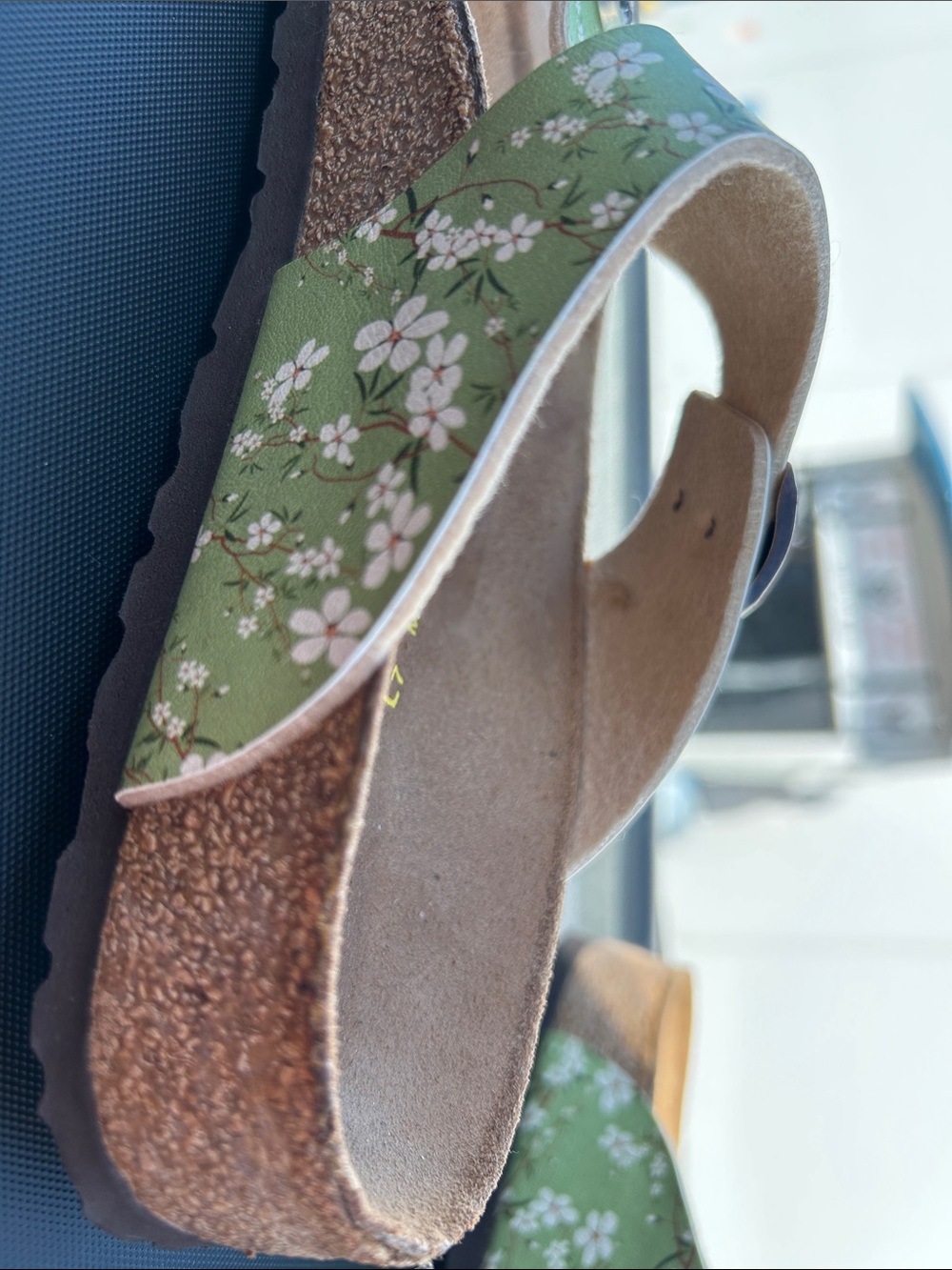 Papillio by Birkenstock Green Floral Buckle Toe-Post Sandals Women’s Size 7 - Picture 16 of 16